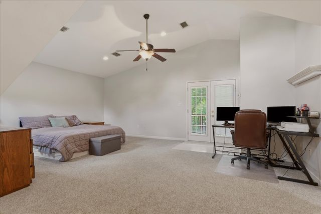 214 Cullum Ave, Dickson, TN 37055