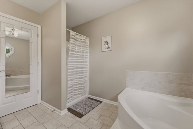 214 Cullum Ave, Dickson, TN 37055