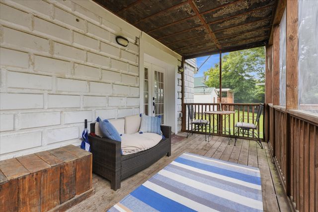 214 Cullum Ave, Dickson, TN 37055