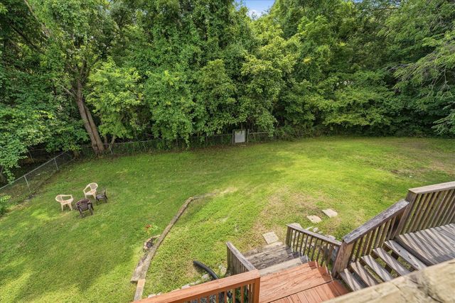 214 Cullum Ave, Dickson, TN 37055