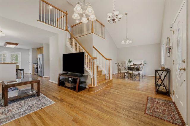 214 Cullum Ave, Dickson, TN 37055