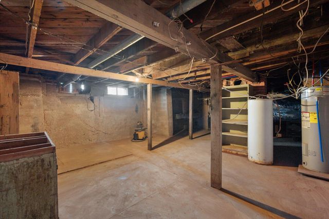 2001 N Main Street, Tahoka, TX 79373