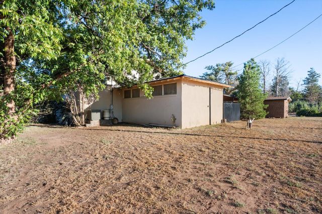 2001 N Main Street, Tahoka, TX 79373