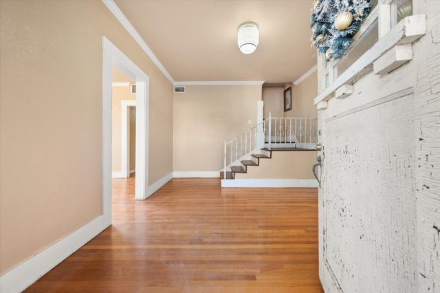 2001 N Main Street, Tahoka, TX 79373