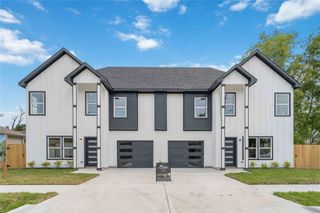 5420 Lynnfield Street A/B, Houston, TX 77028