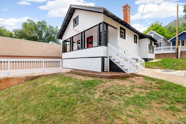 125 Ruxton Avenue, Manitou Springs, CO 80829