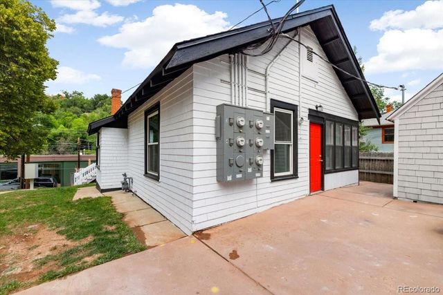 125 Ruxton Avenue, Manitou Springs, CO 80829