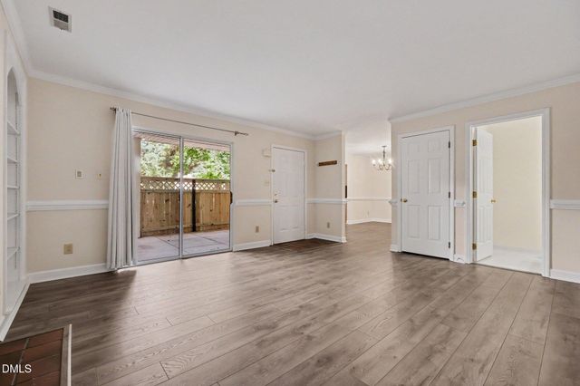 473 Summerwalk Circle, Chapel Hill, NC 27517