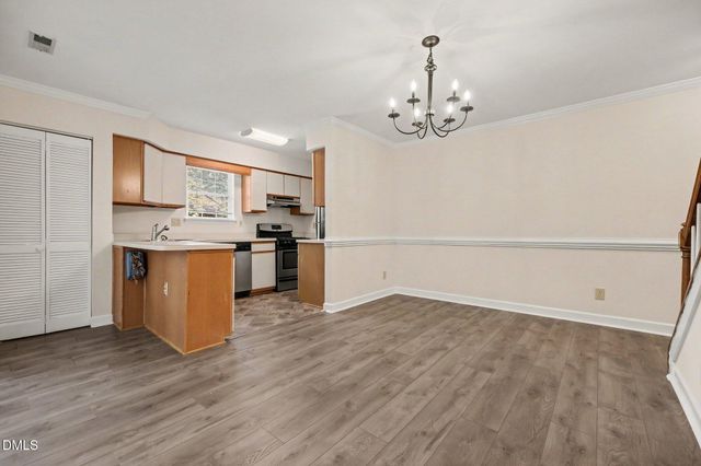 473 Summerwalk Circle, Chapel Hill, NC 27517