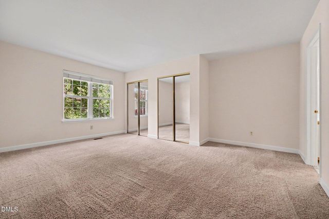 473 Summerwalk Circle, Chapel Hill, NC 27517