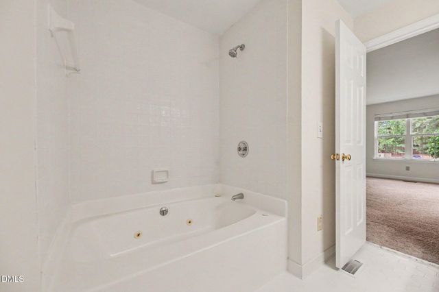 473 Summerwalk Circle, Chapel Hill, NC 27517