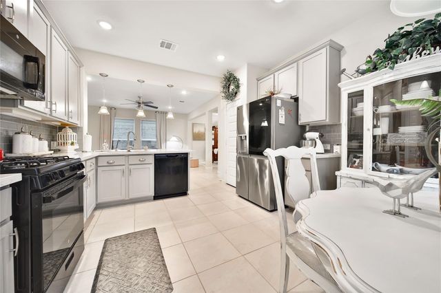 315 Calamint Drive, Crosby, TX 77532