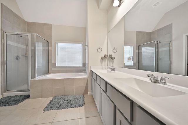 315 Calamint Drive, Crosby, TX 77532