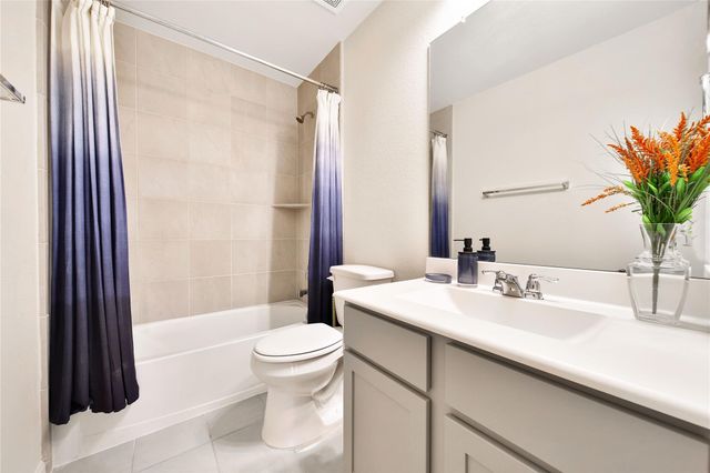 315 Calamint Drive, Crosby, TX 77532