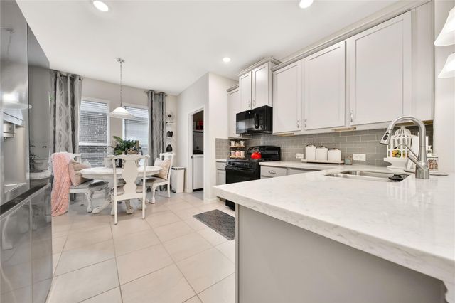 315 Calamint Drive, Crosby, TX 77532