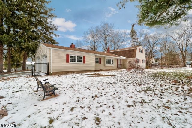 5 Vincent Drive, Parsippany-troy Hills Twp., NJ 07054