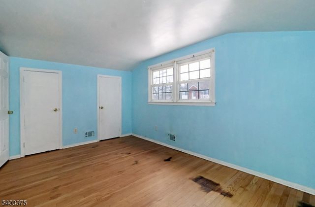 5 Vincent Drive, Parsippany-troy Hills Twp., NJ 07054