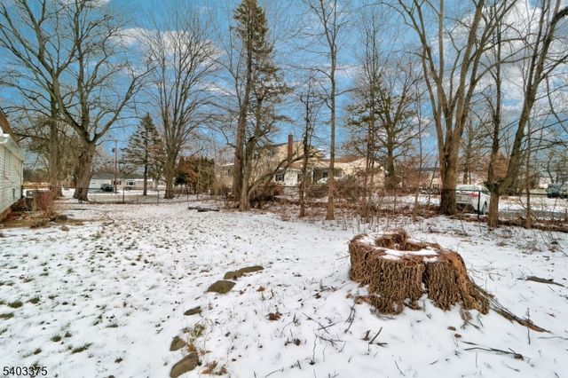 5 Vincent Drive, Parsippany-troy Hills Twp., NJ 07054