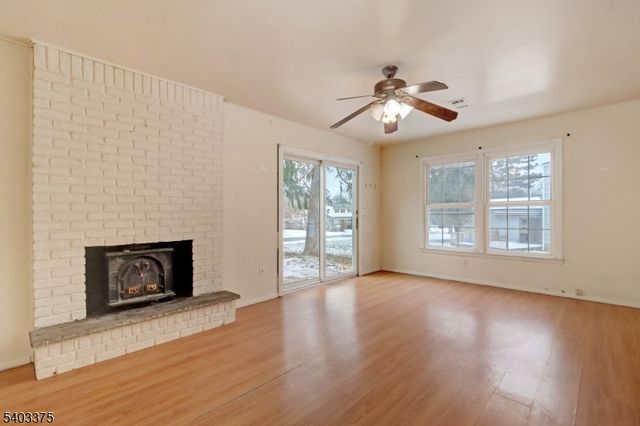 5 Vincent Drive, Parsippany-troy Hills Twp., NJ 07054