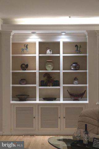 6829 LITTLE RIVER TPKE, Annandale, VA 22003