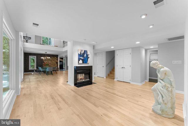 6829 LITTLE RIVER TPKE, Annandale, VA 22003