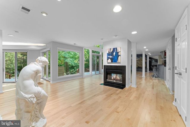 6829 LITTLE RIVER TPKE, Annandale, VA 22003