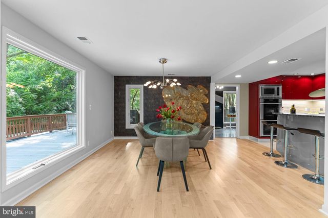 6829 LITTLE RIVER TPKE, Annandale, VA 22003