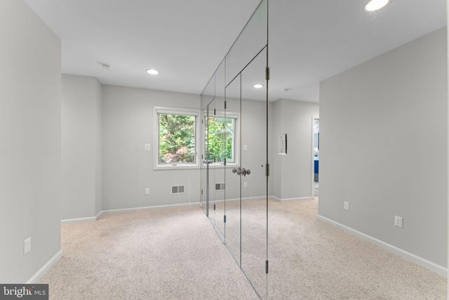 6829 LITTLE RIVER TPKE, Annandale, VA 22003