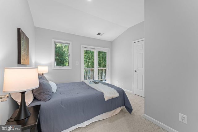 6829 LITTLE RIVER TPKE, Annandale, VA 22003