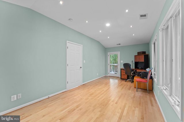 6829 LITTLE RIVER TPKE, Annandale, VA 22003
