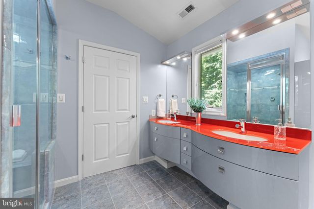6829 LITTLE RIVER TPKE, Annandale, VA 22003