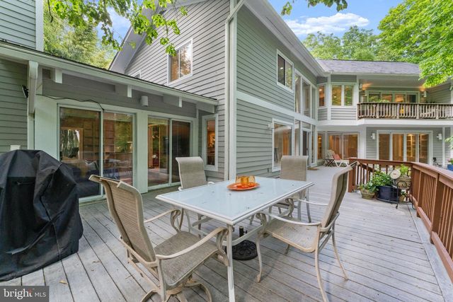 6829 LITTLE RIVER TPKE, Annandale, VA 22003