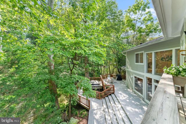 6829 LITTLE RIVER TPKE, Annandale, VA 22003