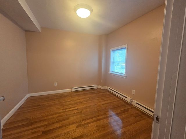134 Boston St 1B, Salem, MA 01970