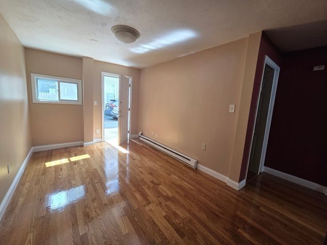 134 Boston St 1B, Salem, MA 01970