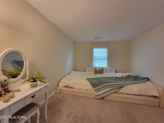 237 Camelot Court, Knoxville, TN 37922