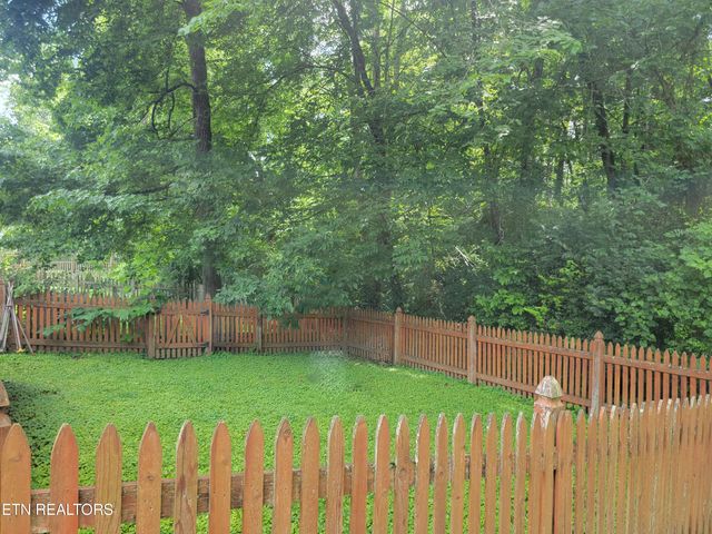 237 Camelot Court, Knoxville, TN 37922