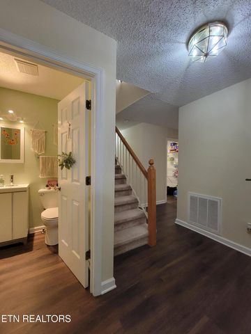 237 Camelot Court, Knoxville, TN 37922