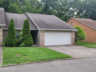 237 Camelot Court, Knoxville, TN 37922