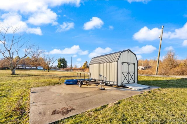 4357 S State Road 66, English, IN 47118