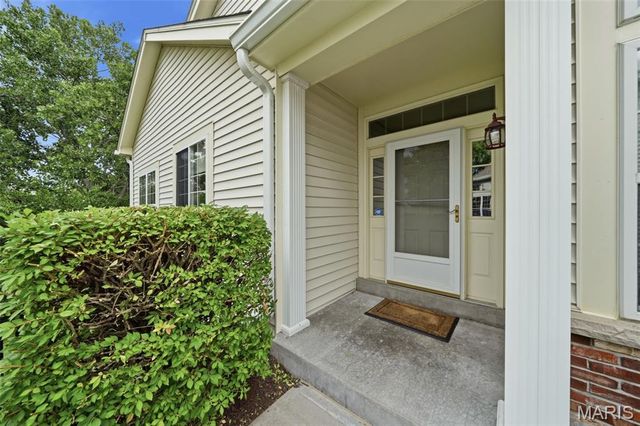 835 Stone Meadow Drive, Chesterfield, MO 63005