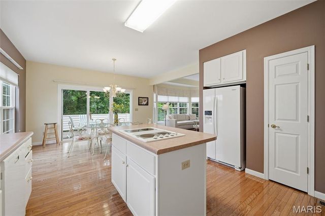 835 Stone Meadow Drive, Chesterfield, MO 63005