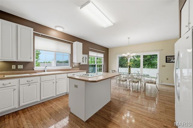 835 Stone Meadow Drive, Chesterfield, MO 63005