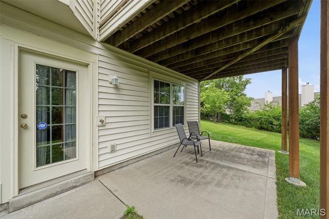 835 Stone Meadow Drive, Chesterfield, MO 63005