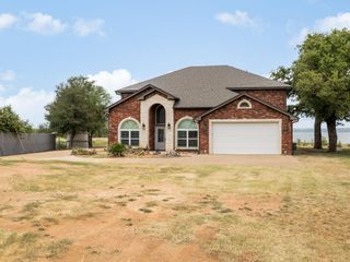 210 Lariat Lane, Burnet, TX 78611