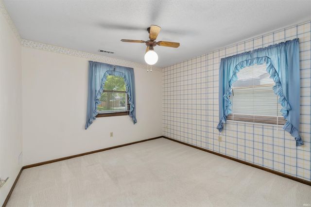 3626 Stone Creek Run, Fort Wayne, IN 46804