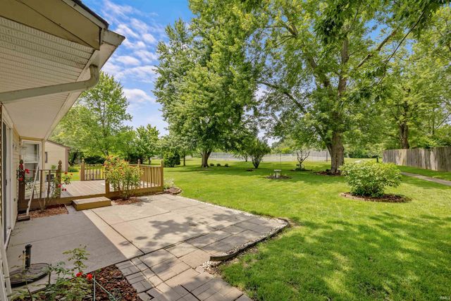 3626 Stone Creek Run, Fort Wayne, IN 46804
