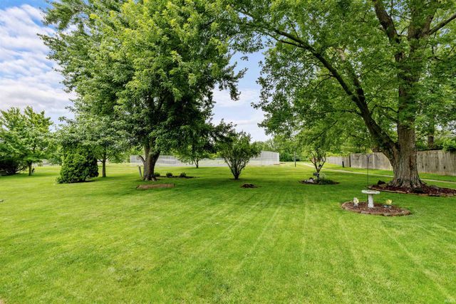 3626 Stone Creek Run, Fort Wayne, IN 46804