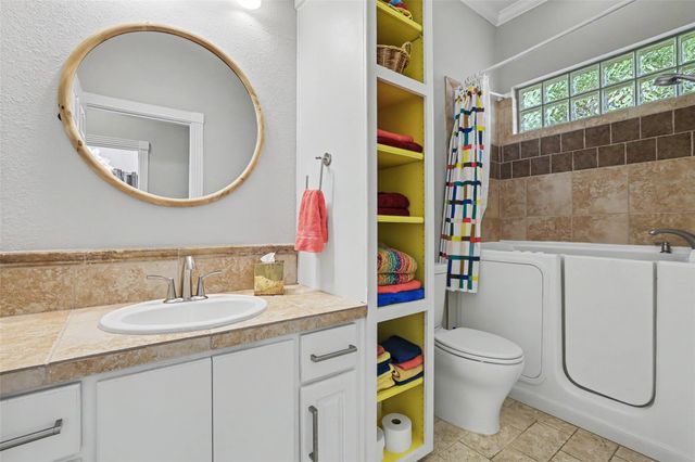 805 Boquilla TRL, Georgetown, TX 78633