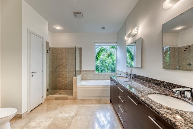 727 NE 4th Avenue, Fort Lauderdale, FL 33304